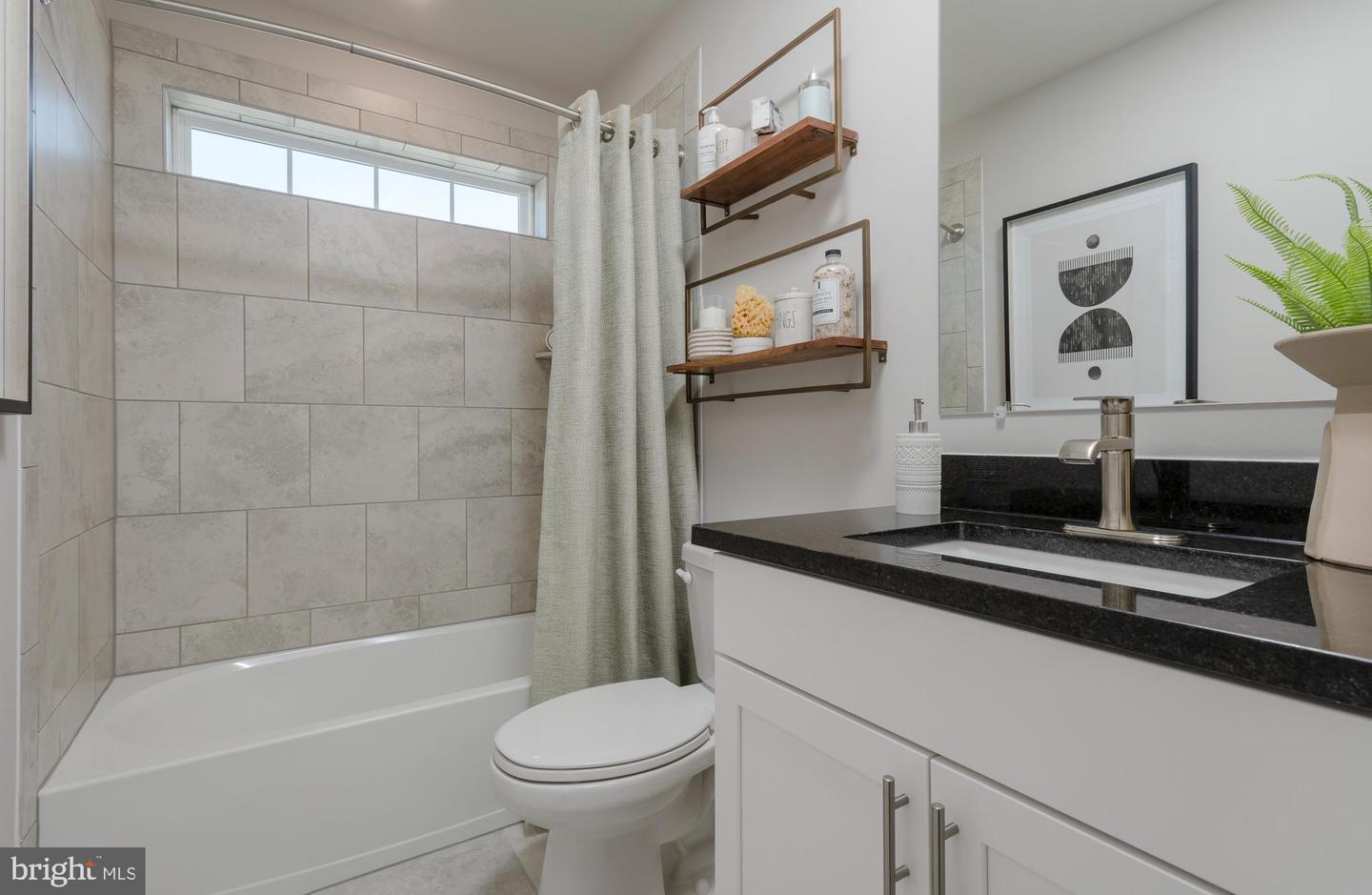 7412 Amega Way Property Photo 10