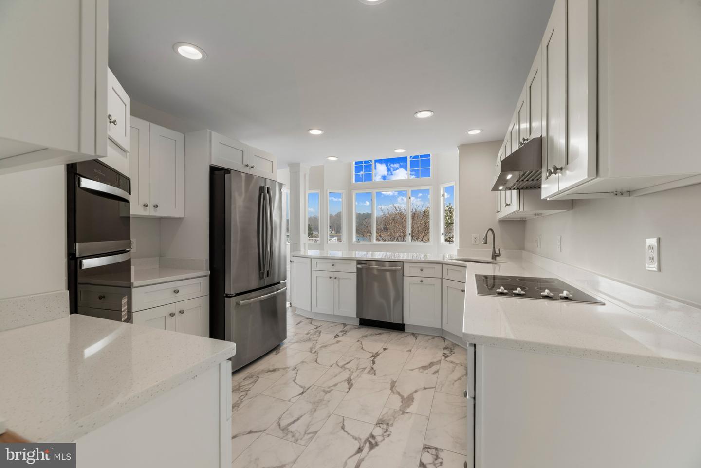 5929 Deale Beach Rd Property Photo 10