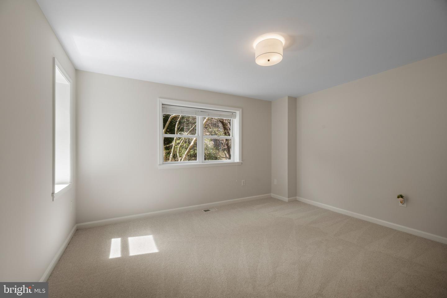 5929 Deale Beach Rd Property Photo 23