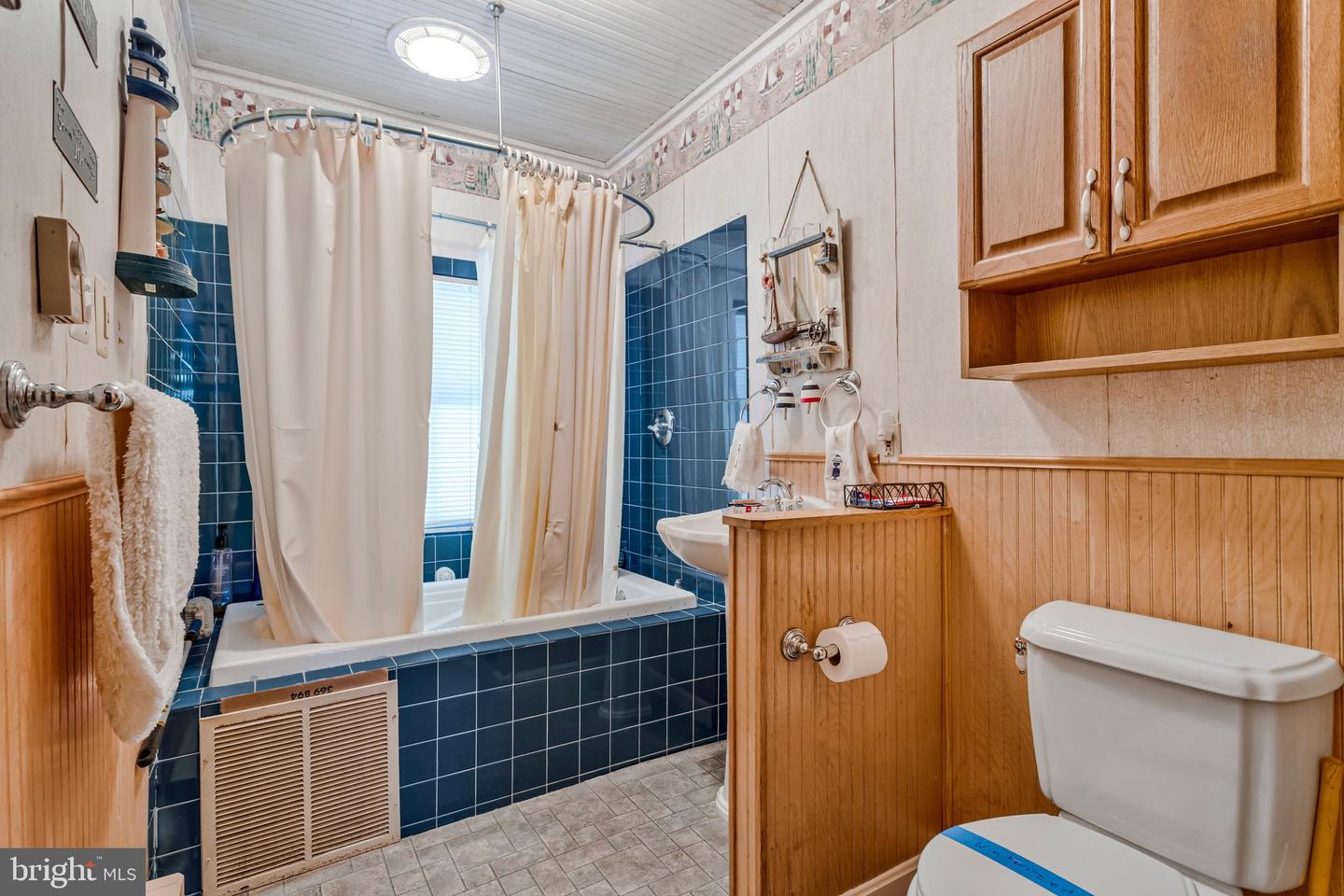 852 Bay Front Ave Property Photo 40