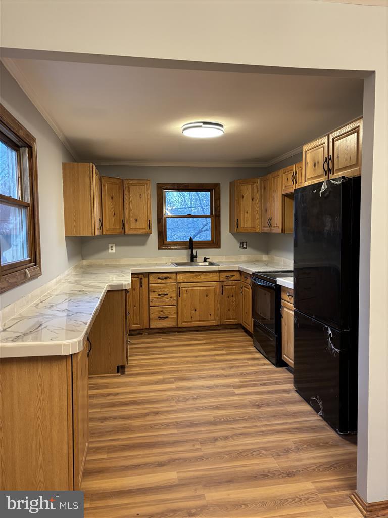 1079 Omar Dr Property Photo 6