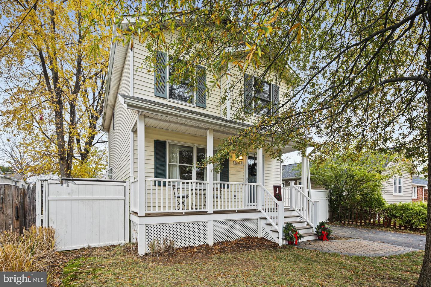1617 Midland Rd Property Photo 1