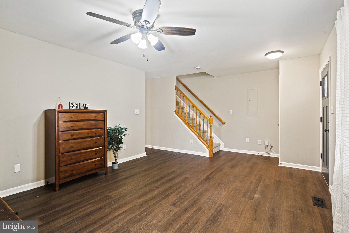 1617 Midland Rd Property Photo 6