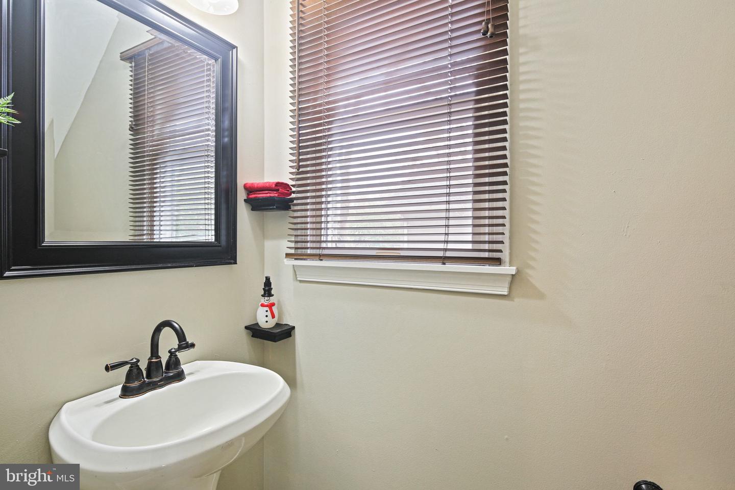 1617 Midland Rd Property Photo 13