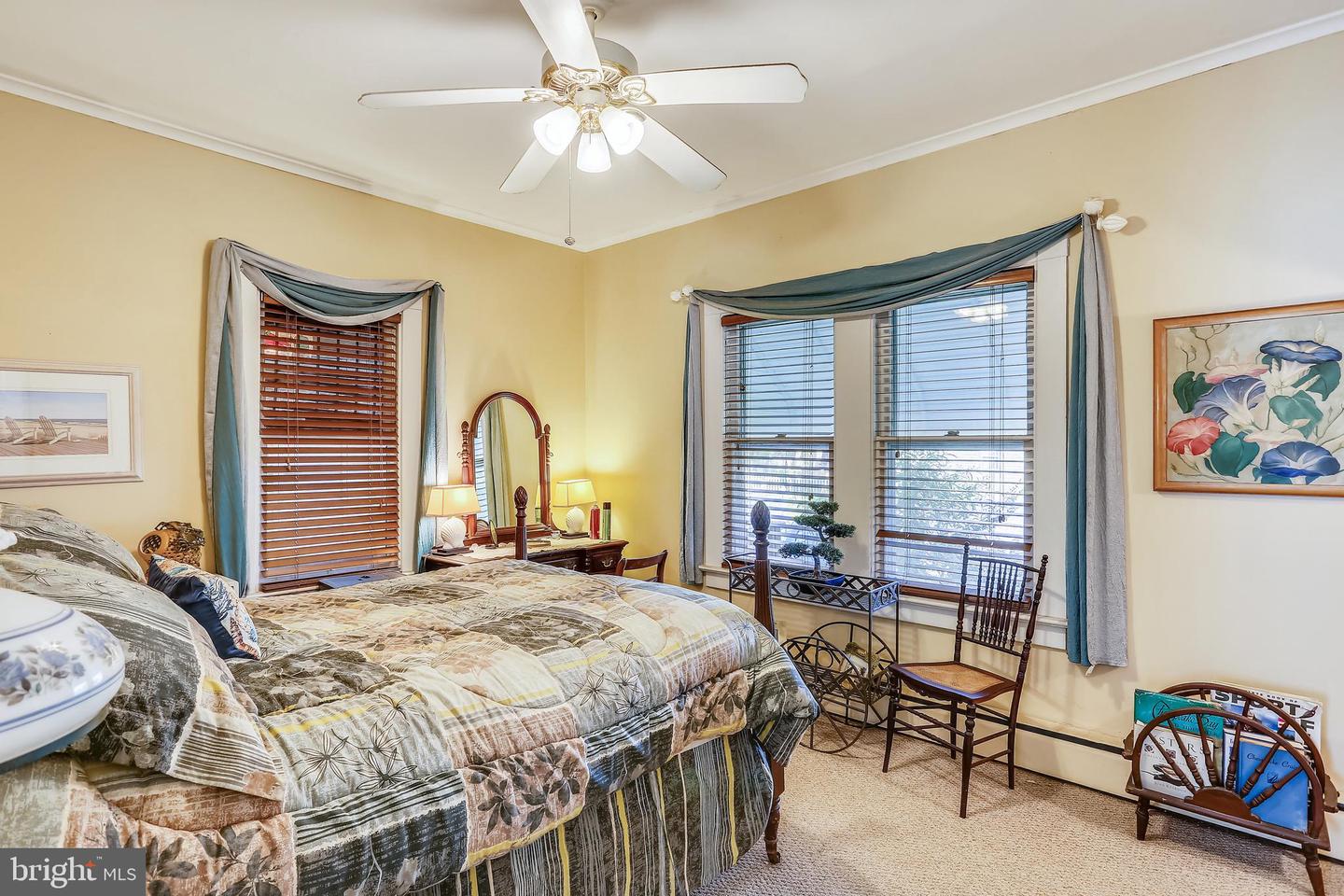1462 Snug Harbor Rd Property Photo 11