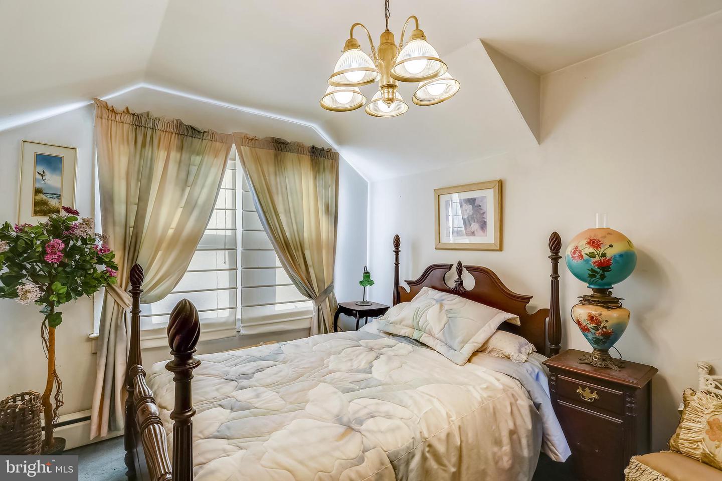 1462 Snug Harbor Rd Property Photo 14