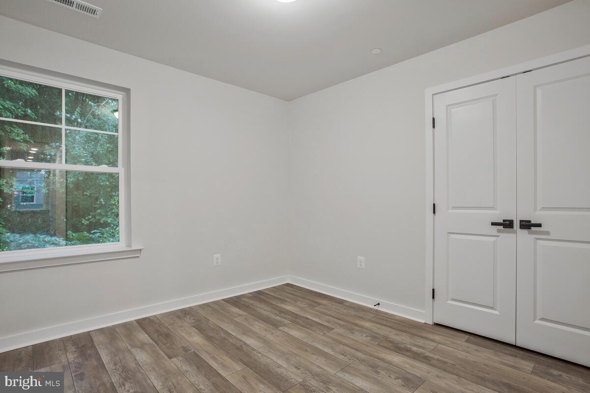 1209 Johnson Dr Property Photo 22