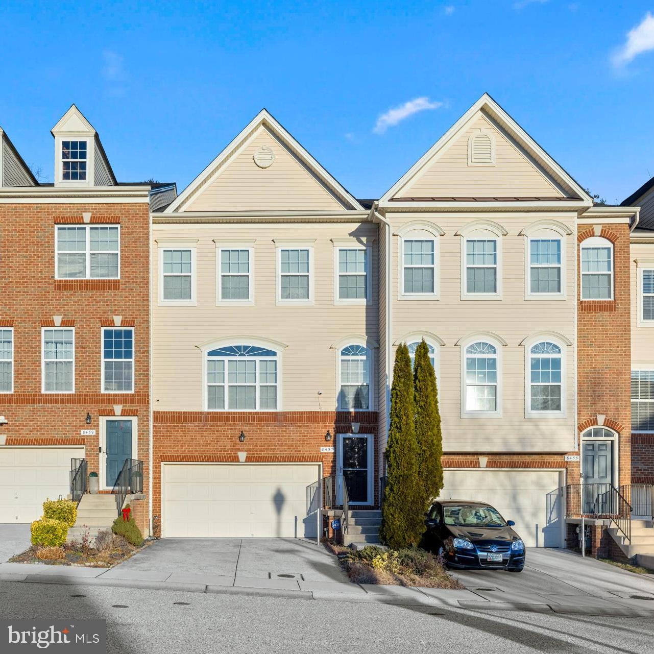 8457 WINDING TRL Property Photo 1