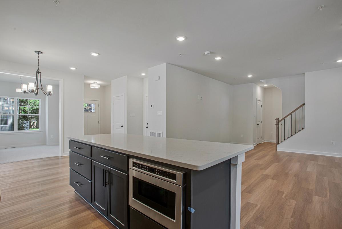 1225 Juniper St Property Photo 13