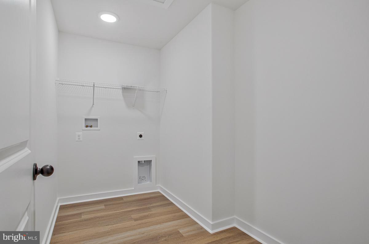 1225 Juniper St Property Photo 30