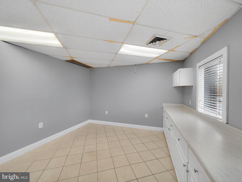 2563 Forest Dr Property Photo 33
