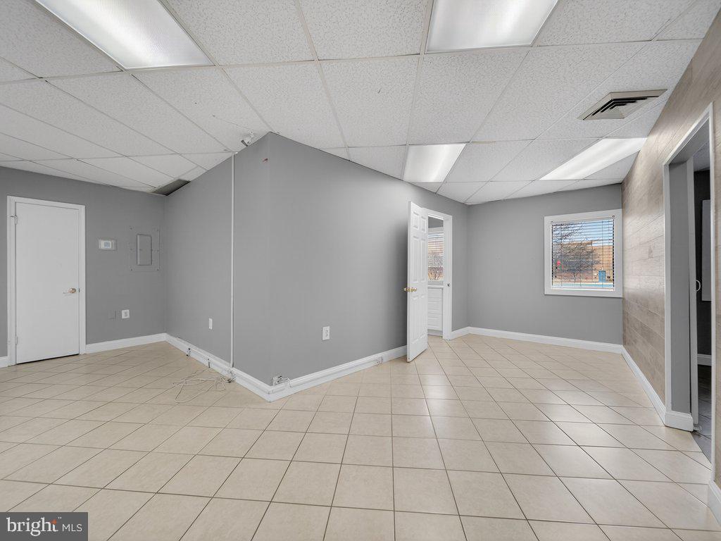 2563 Forest Dr Property Photo 36