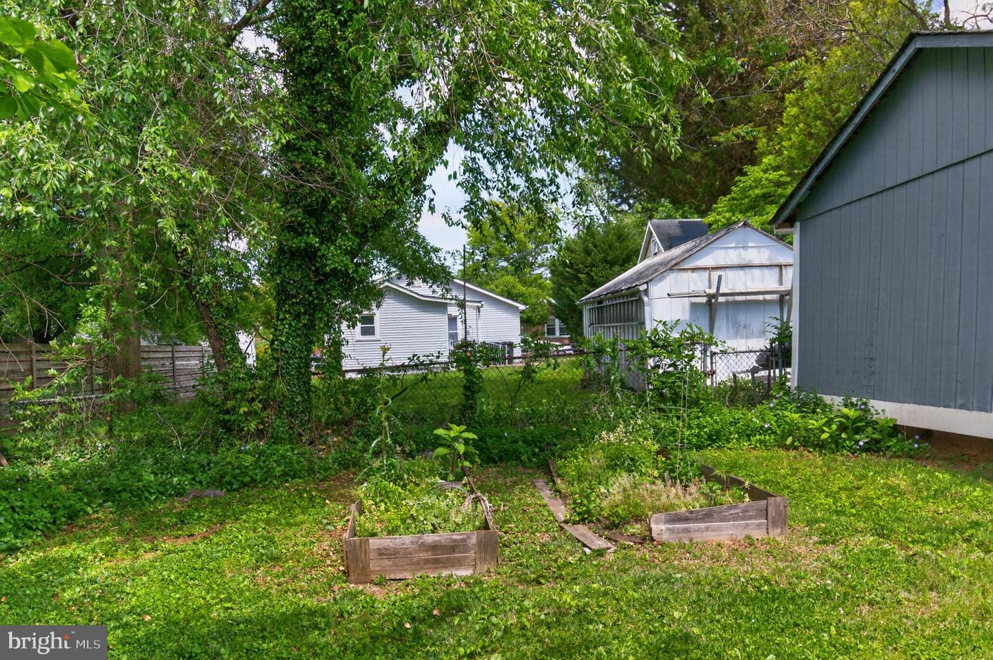 607 Melvin Ave Property Photo 57