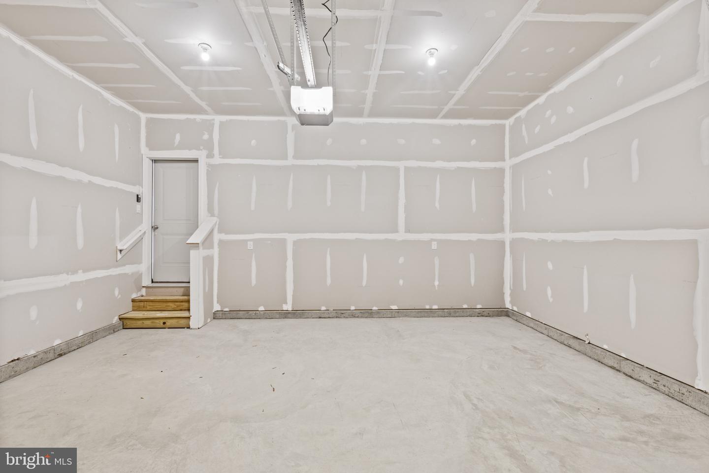 3705 Devonann Ln Property Photo 25