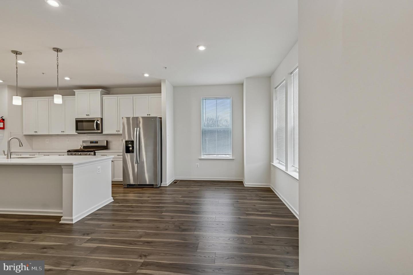 1646 Aster Ln Property Photo 14