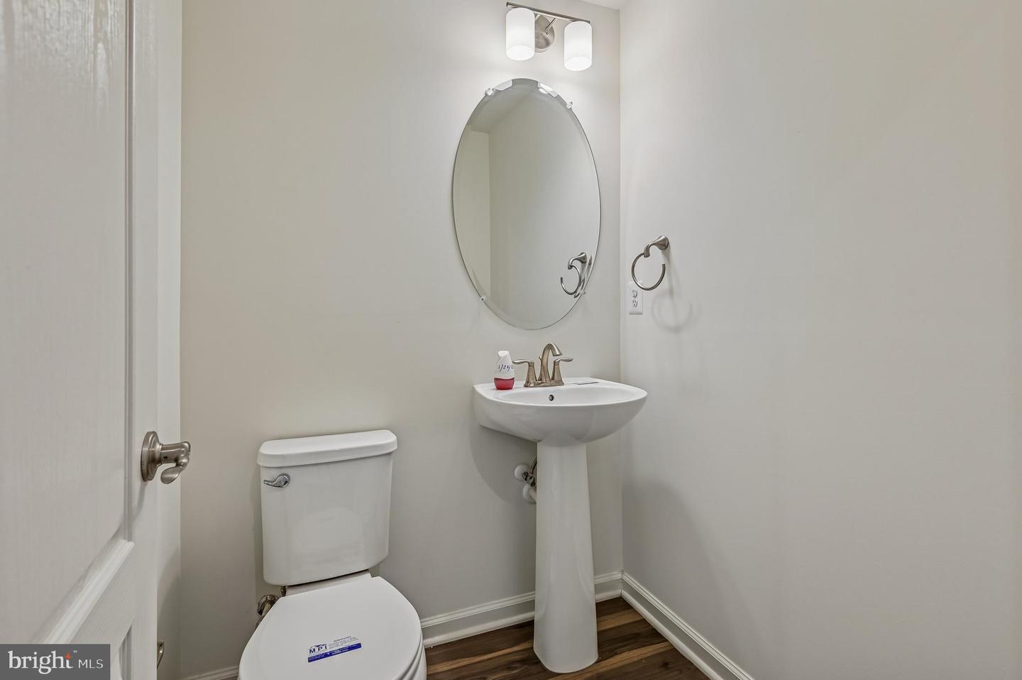 1646 Aster Ln Property Photo 32