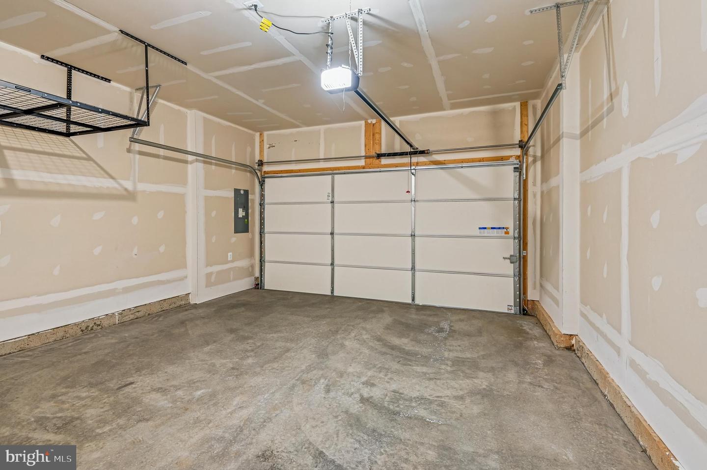 1646 Aster Ln Property Photo 33