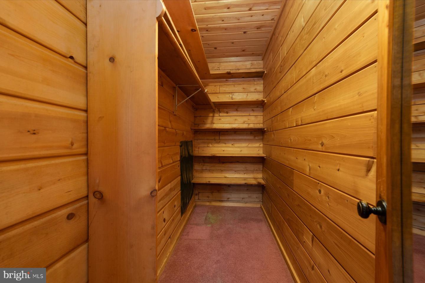 5742 Brooks Woods Rd Property Photo 17