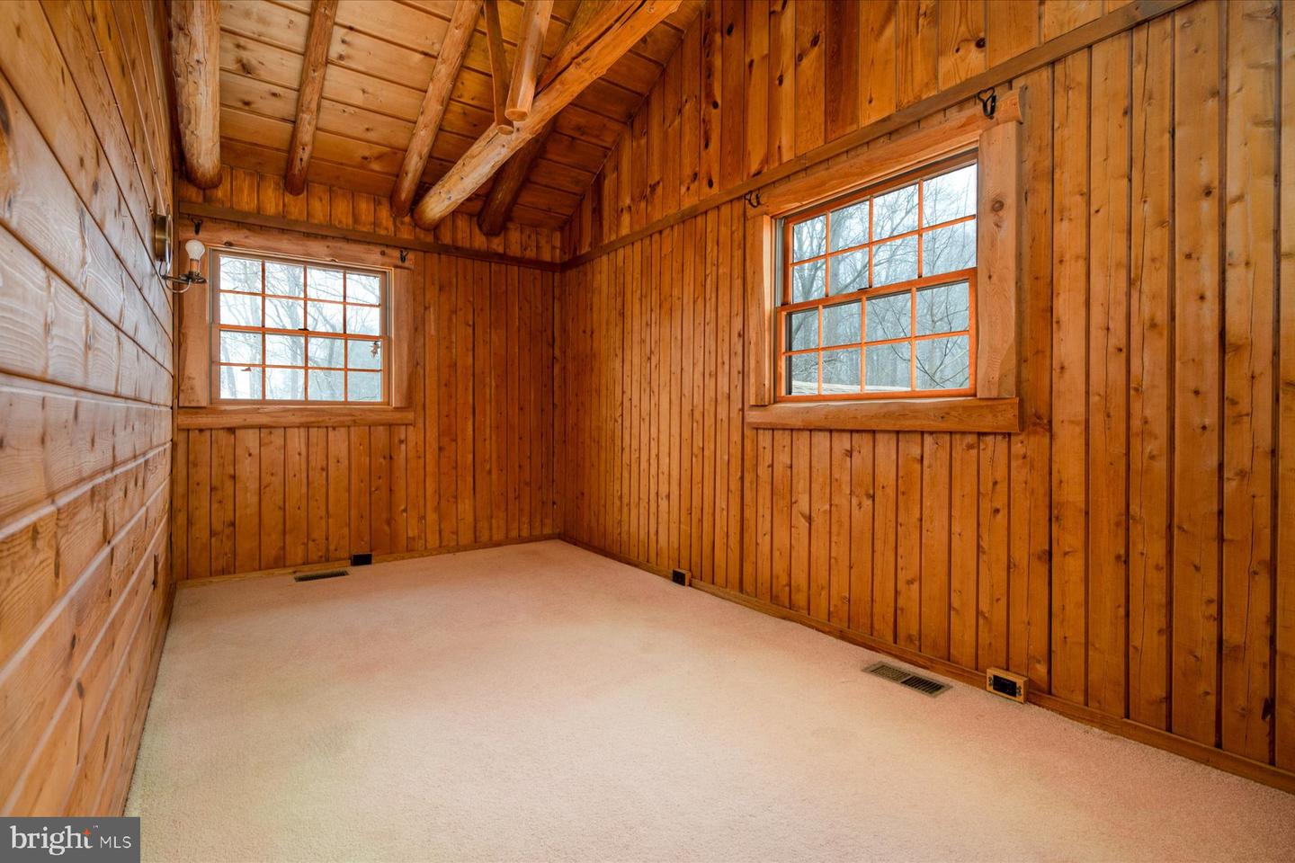 5742 Brooks Woods Rd Property Photo 22