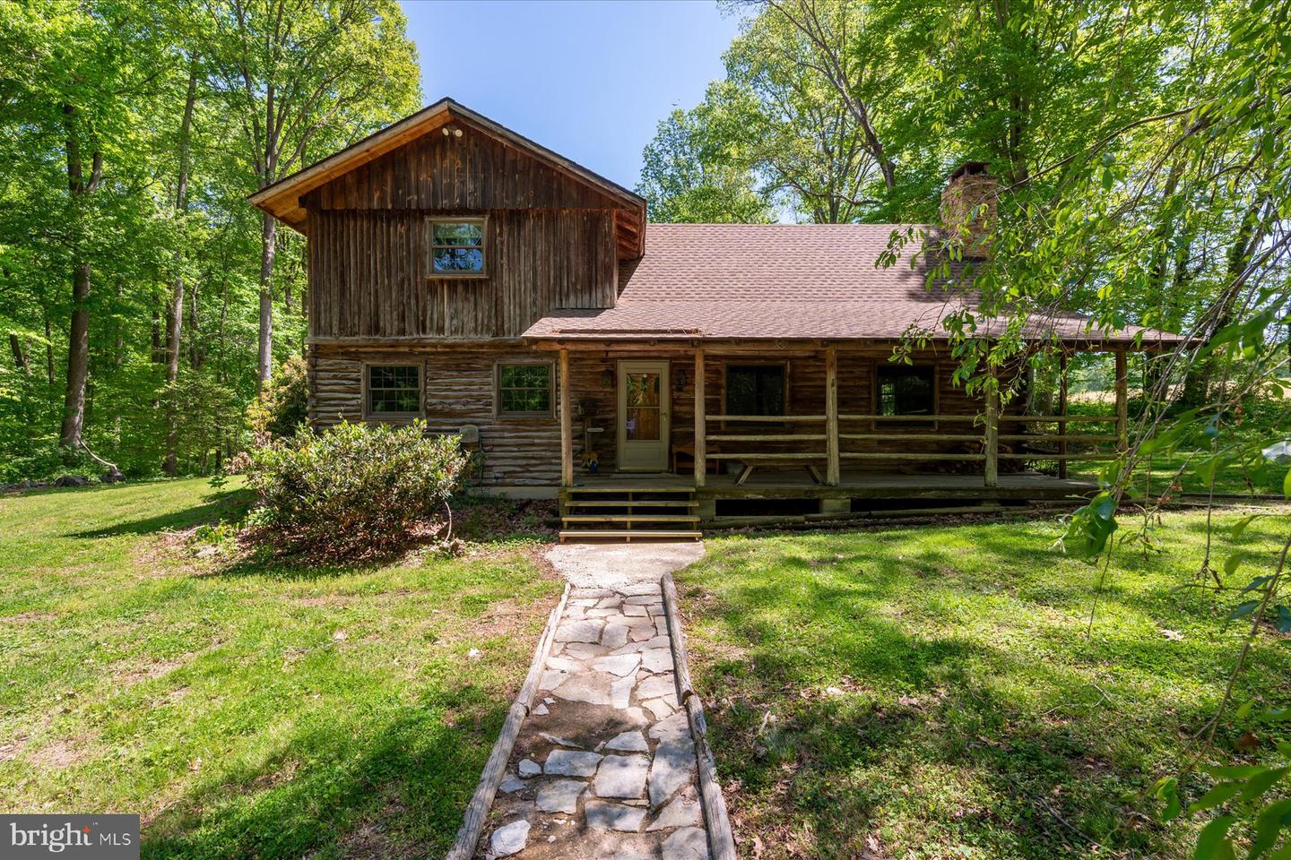 5742 Brooks Woods Rd Property Photo 28