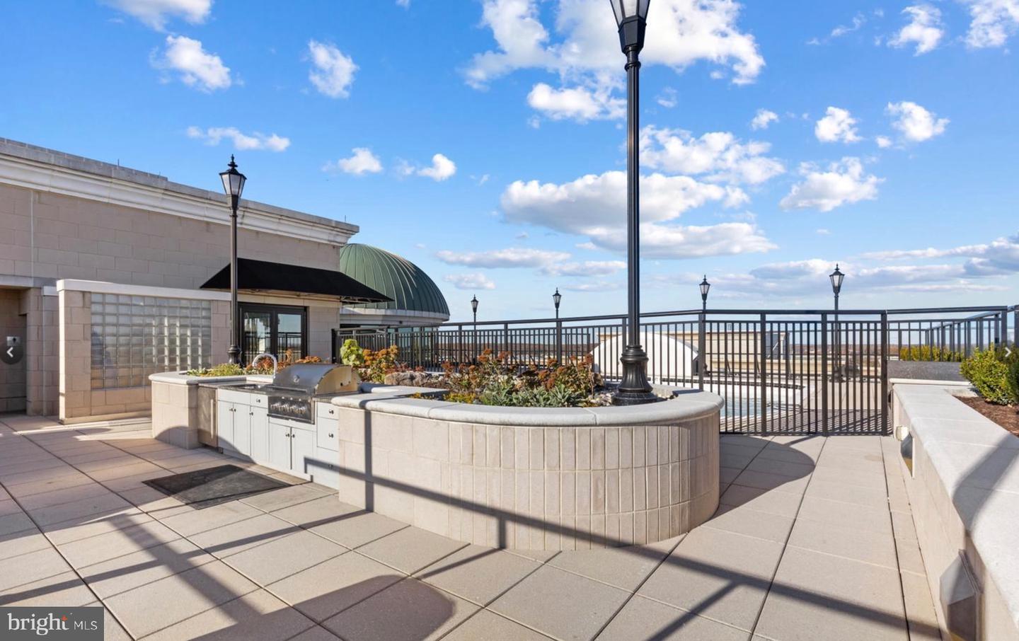 1915 Towne Centre Blvd #502 Property Photo 4