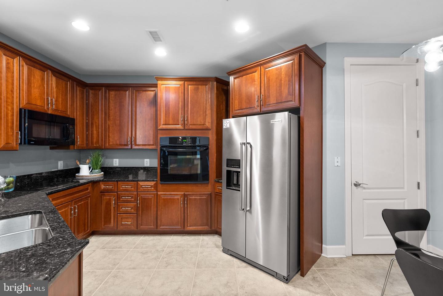 1915 Towne Centre Blvd #502 Property Photo 28