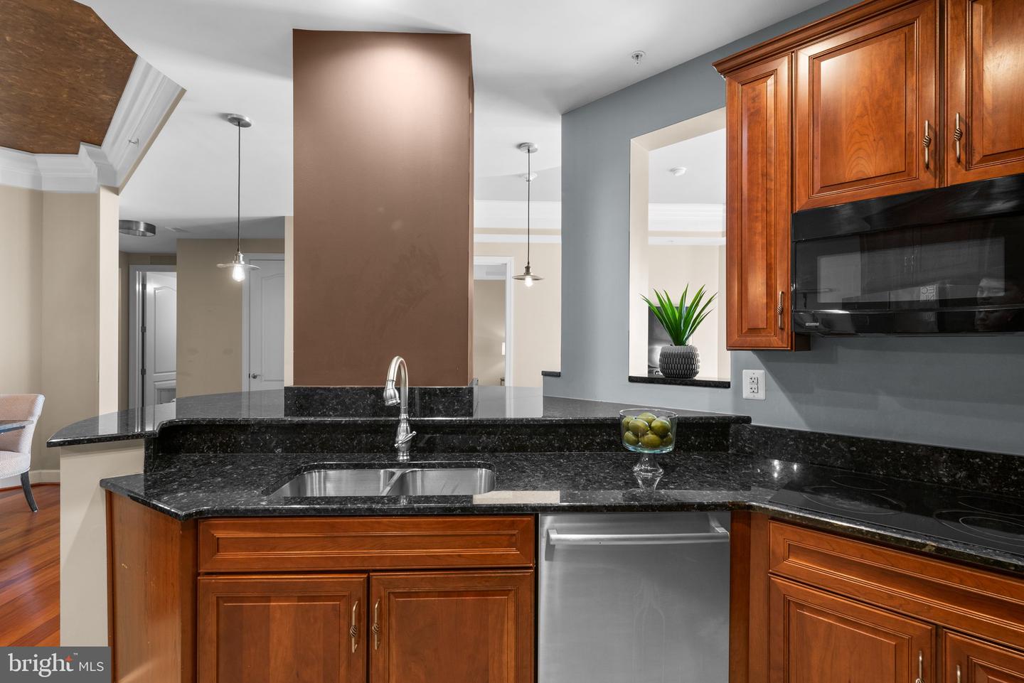 1915 Towne Centre Blvd #502 Property Photo 30