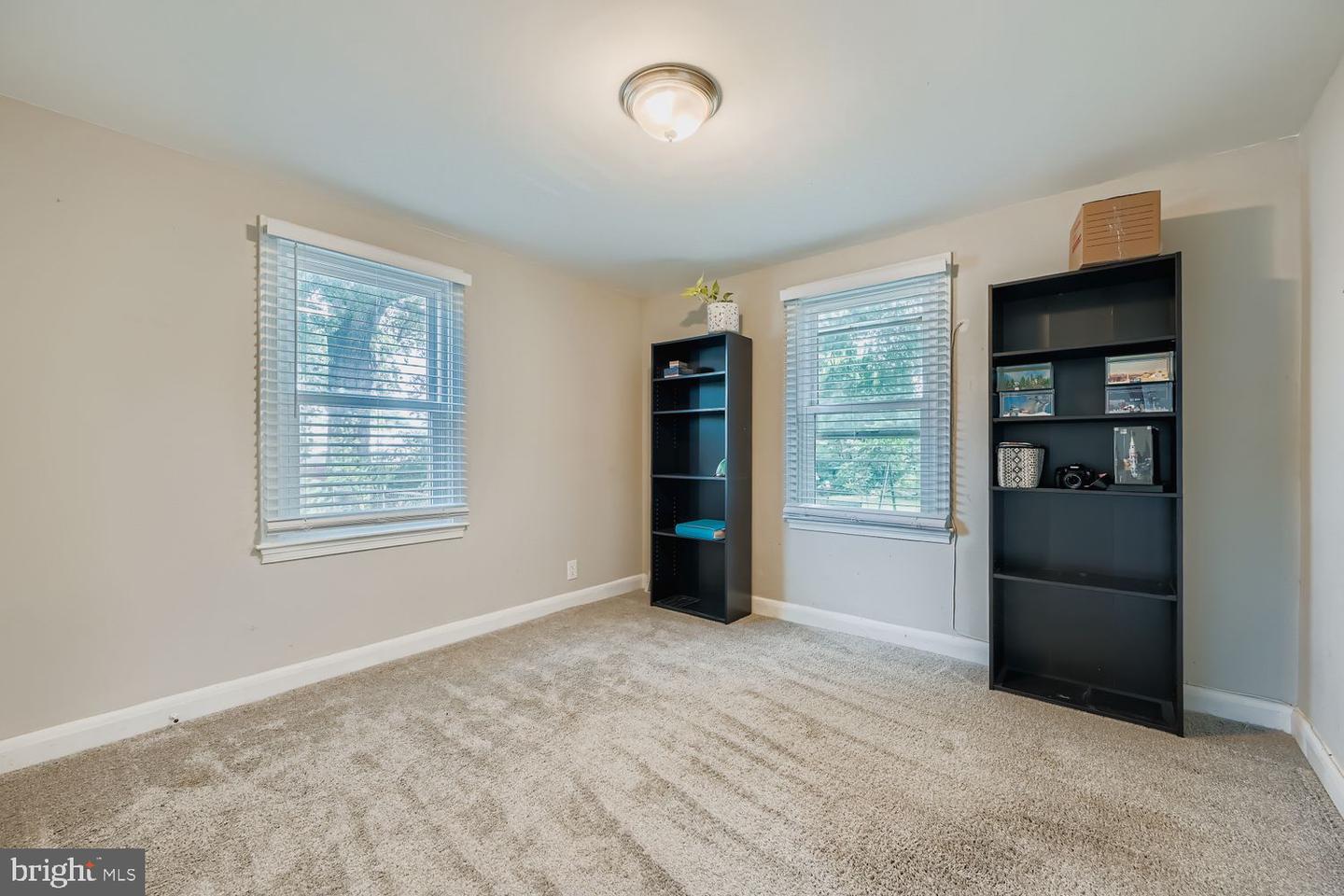 515 Taney Ave Property Photo 12