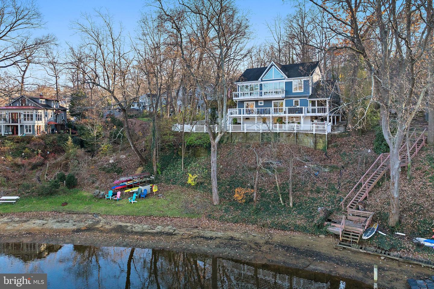 1812 Shore Dr Property Photo 12