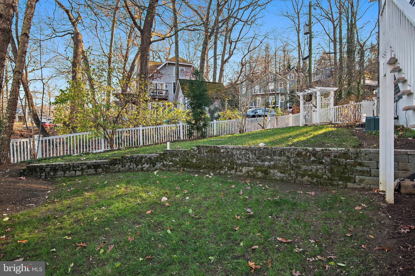 1812 Shore Dr Property Photo 63