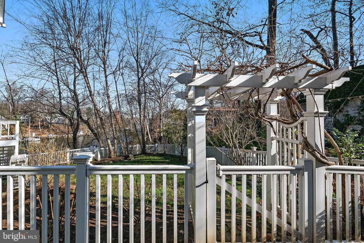 1812 Shore Dr Property Photo 67