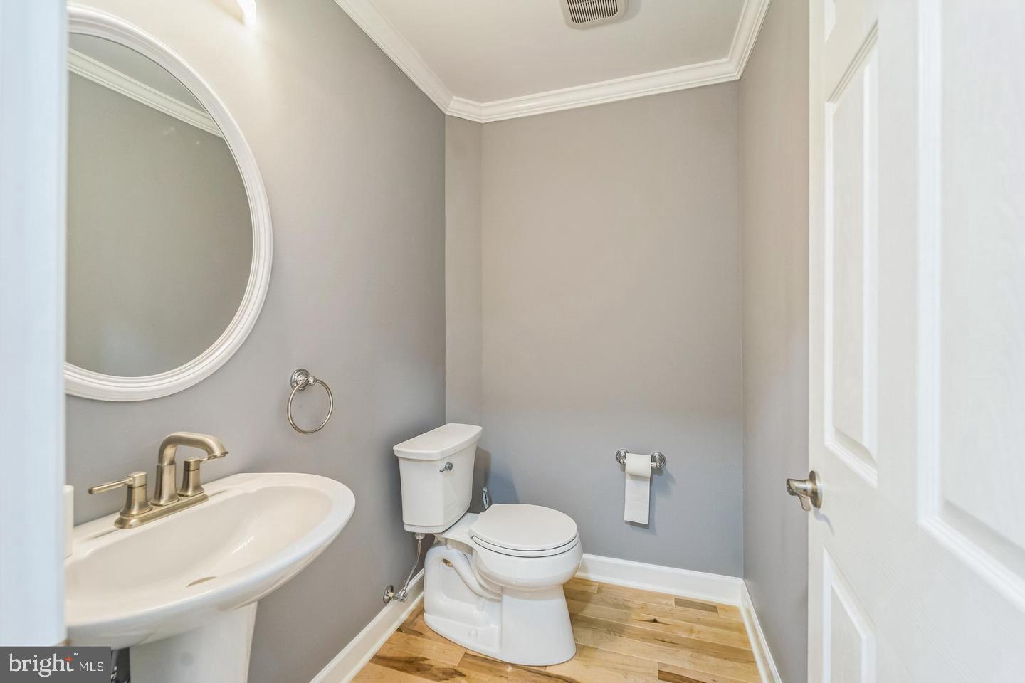 1123 Odenton Rd Property Photo 6