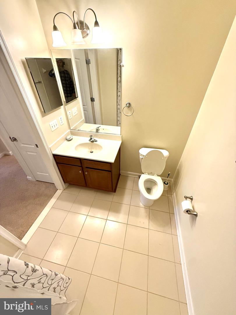 1406 Wigeon Way #303 Property Photo 12