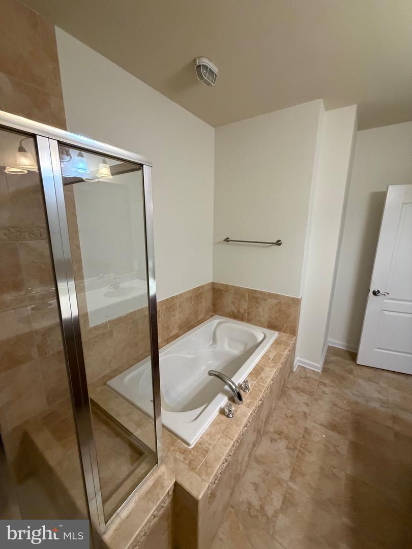 1406 Wigeon Way #303 Property Photo 15