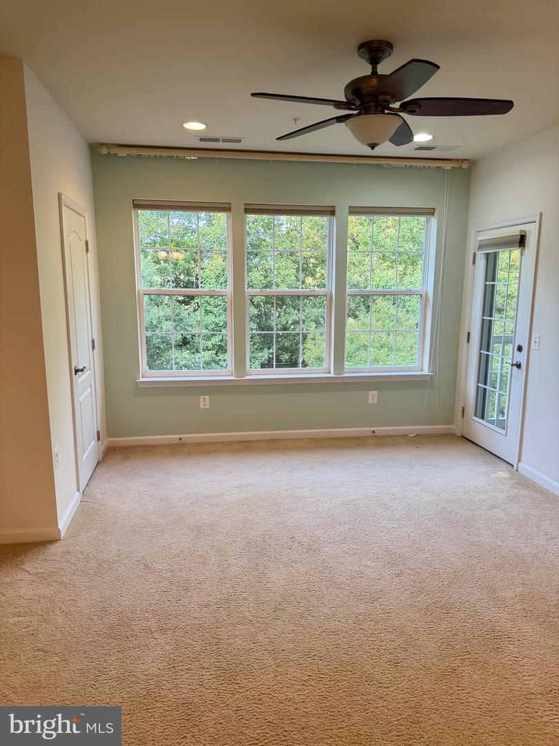 1406 Wigeon Way #303 Property Photo 16