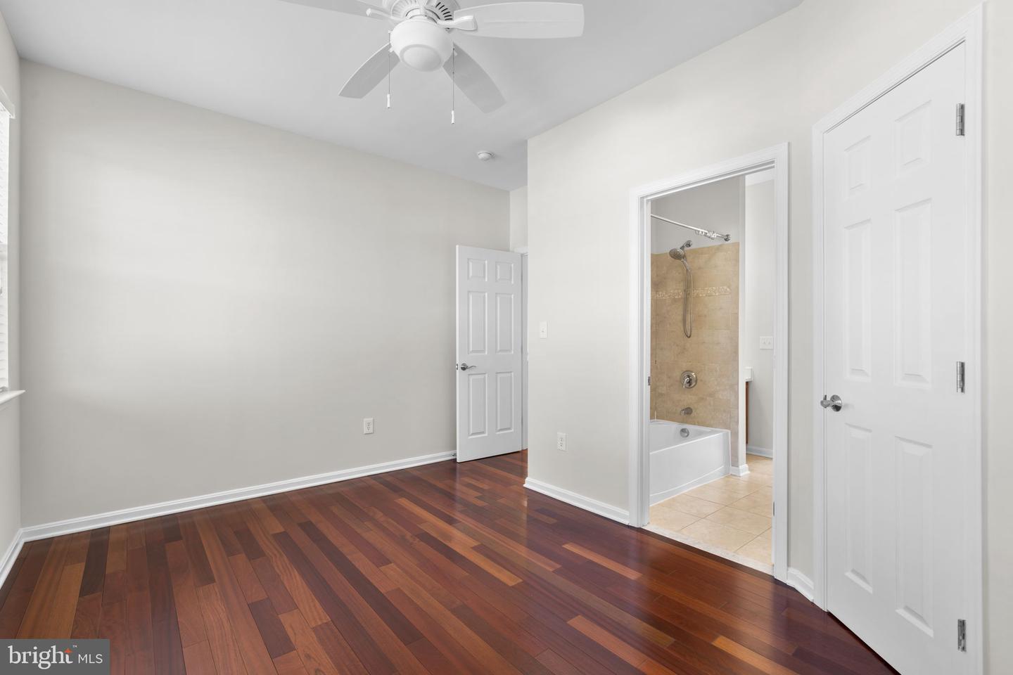 1413 Della Way Property Photo 28