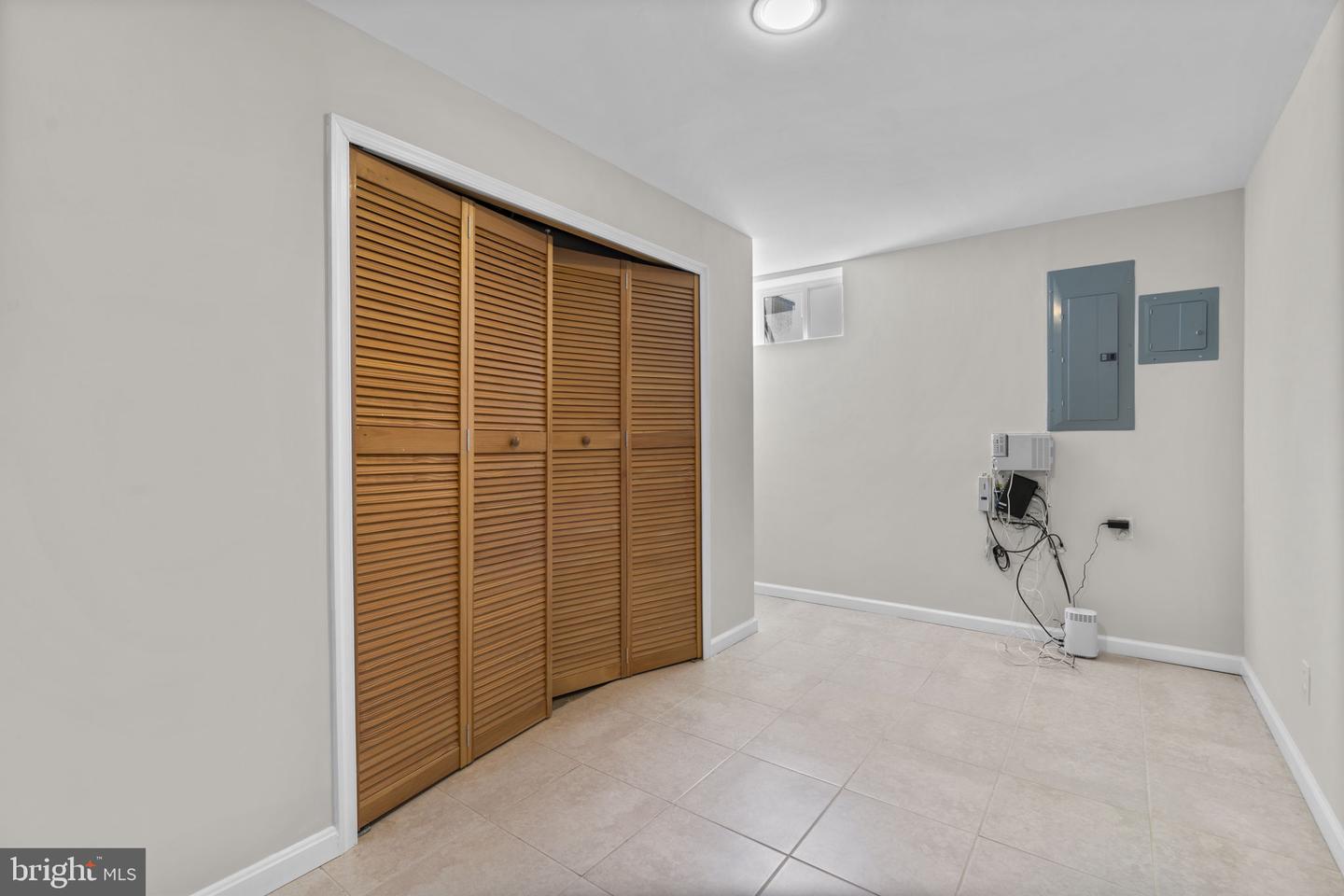 1413 Della Way Property Photo 40