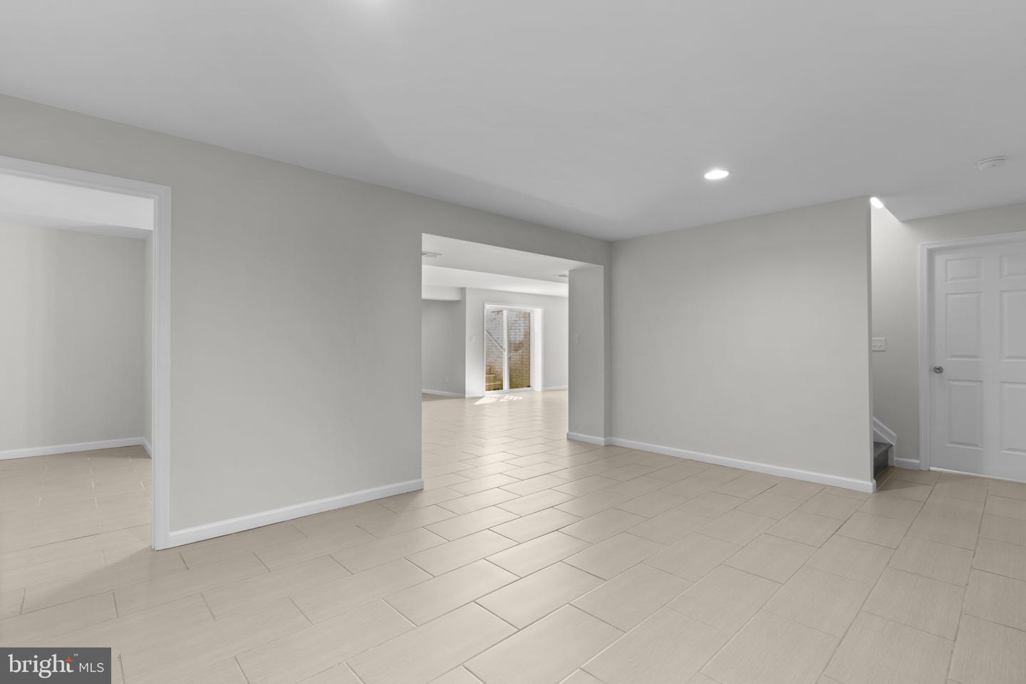 1413 Della Way Property Photo 42