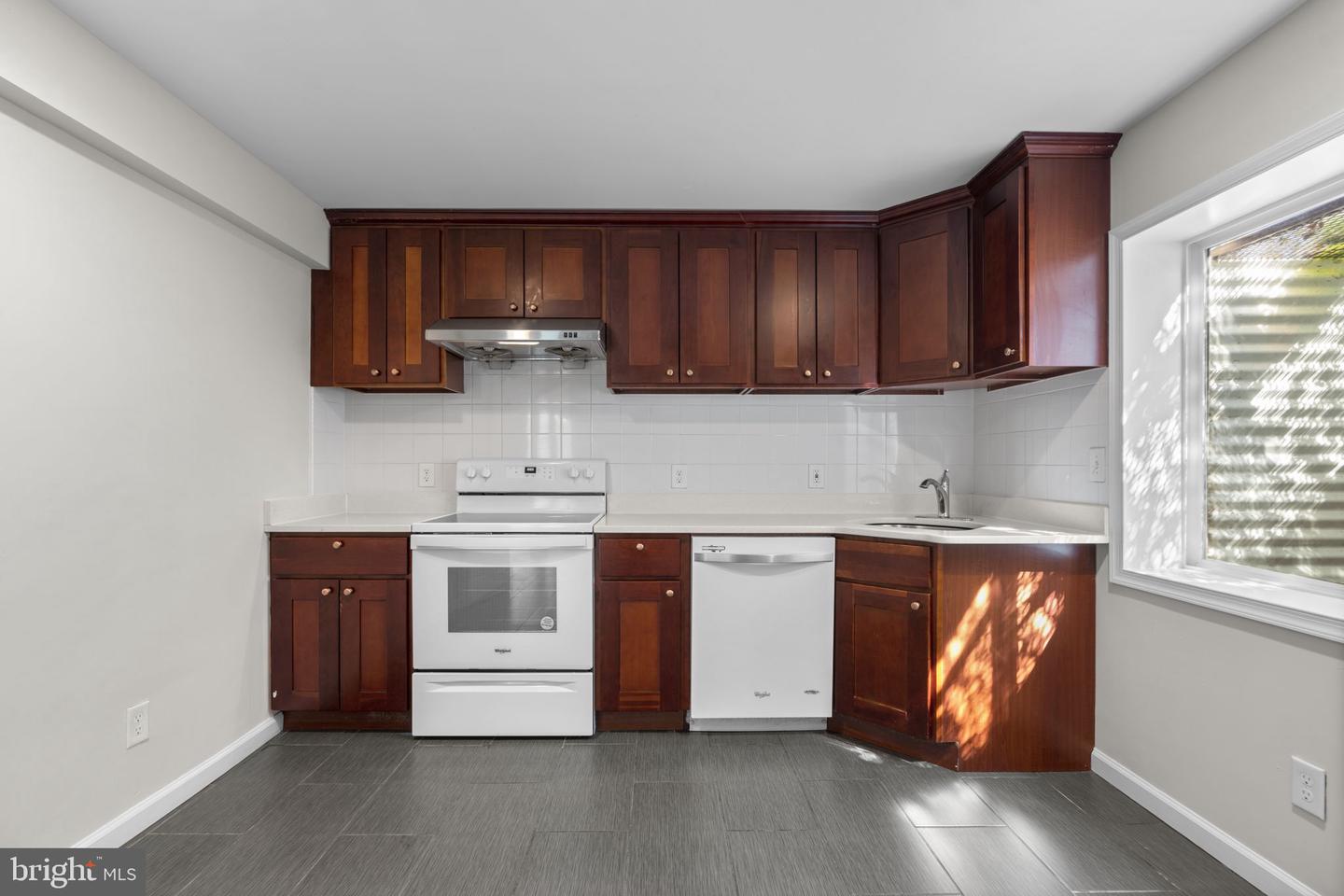 1413 Della Way Property Photo 52