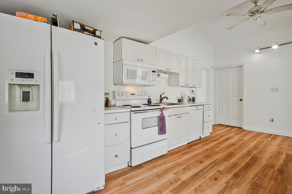 7801 Waterview Property Photo 5