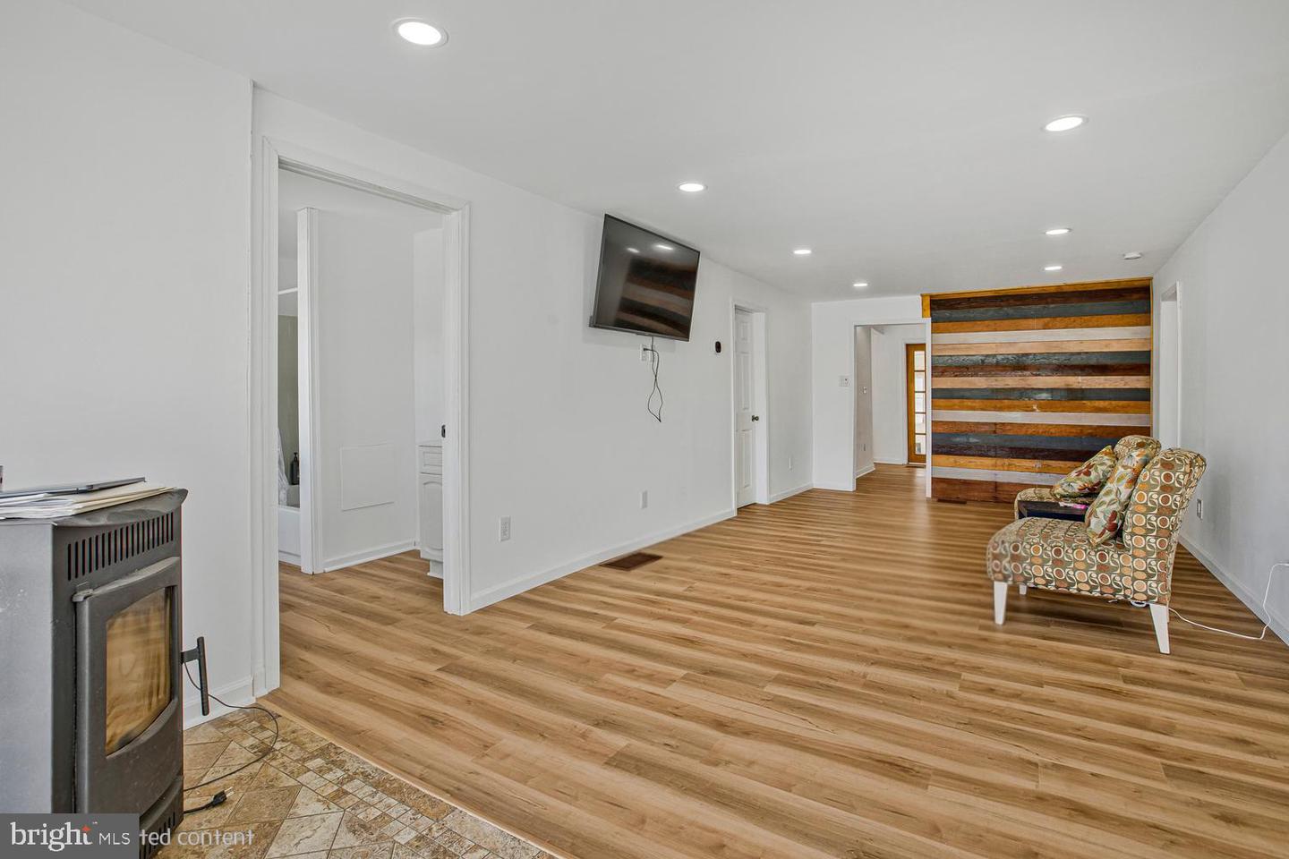 7801 Waterview Property Photo 8