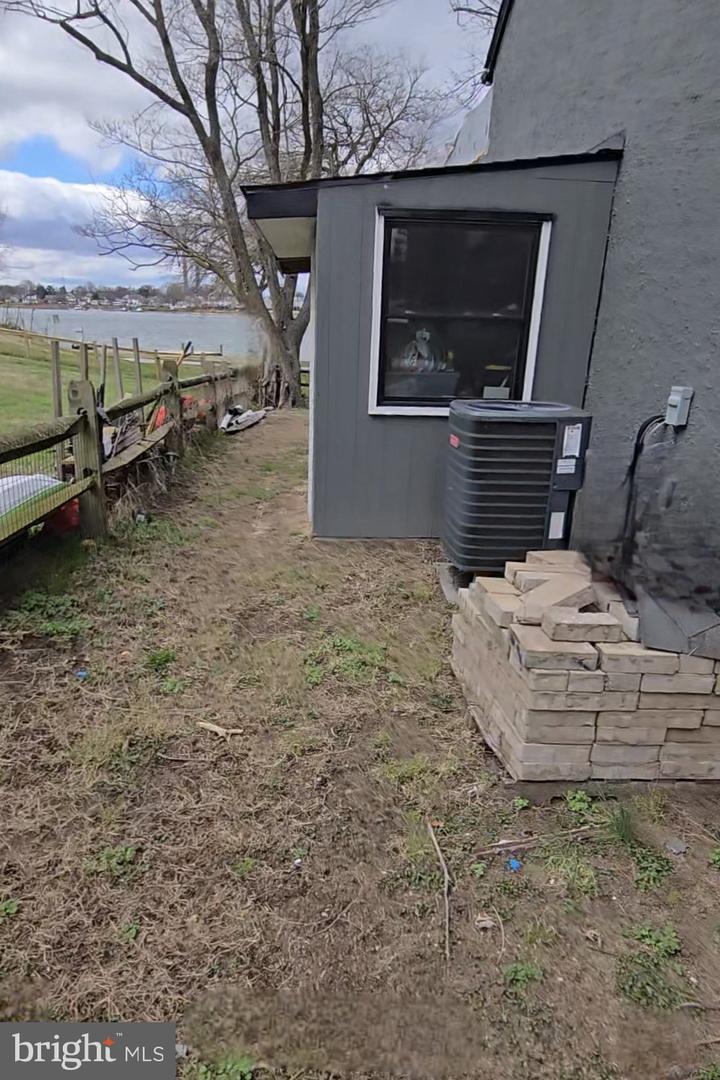 208 Harlem Rd Property Photo 19