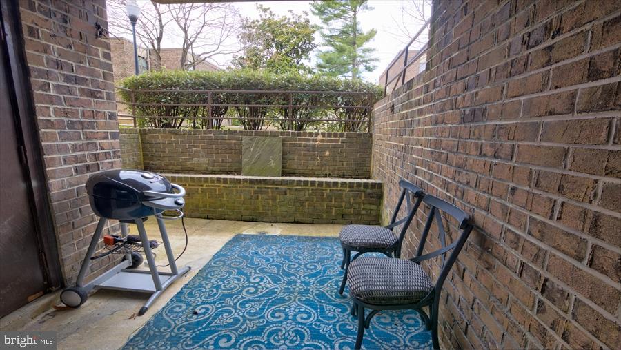 5 Silverwood Cir #1 Property Photo 17
