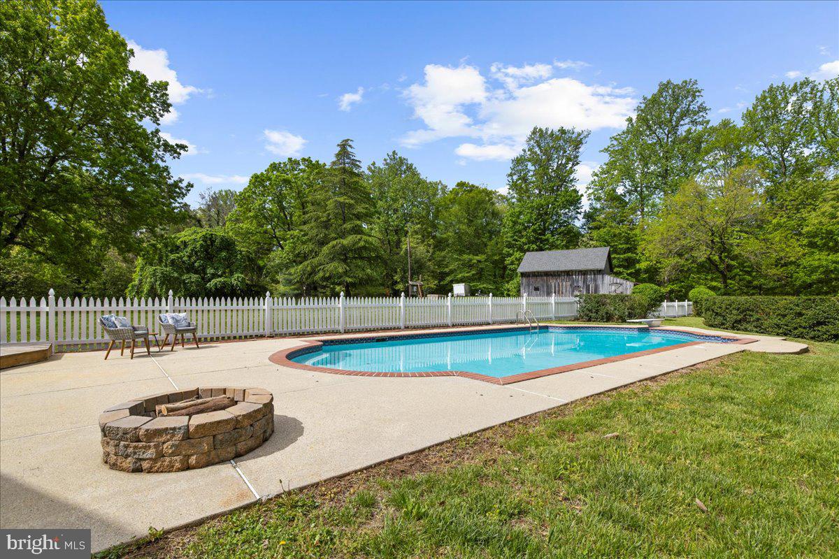 1116 Gumbottom Rd Property Photo 46