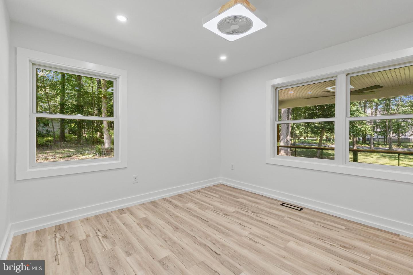 767 Bon Haven Dr Property Photo 21