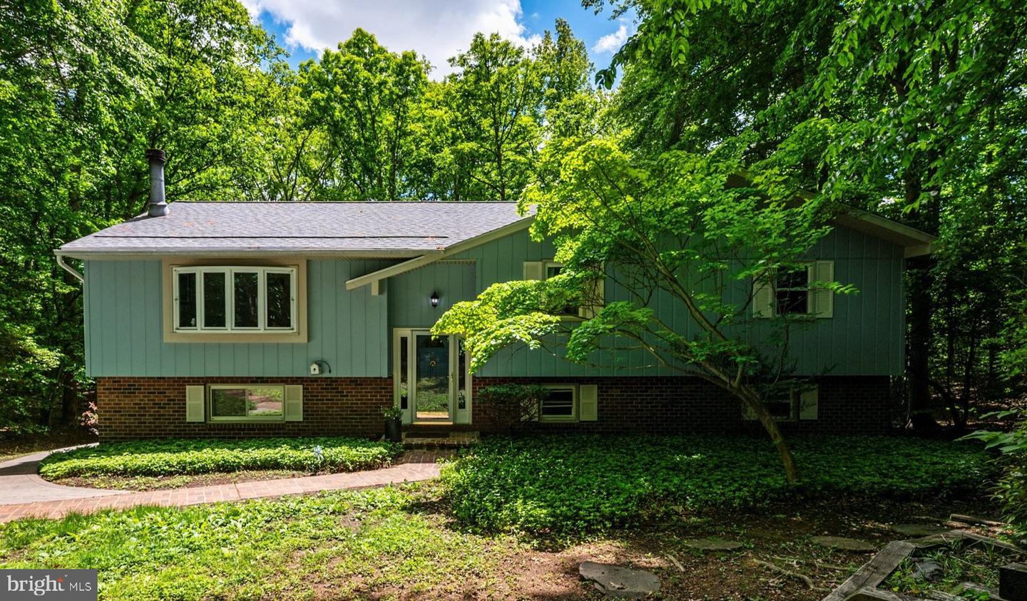 2194 Hallmark Ct Property Photo 1