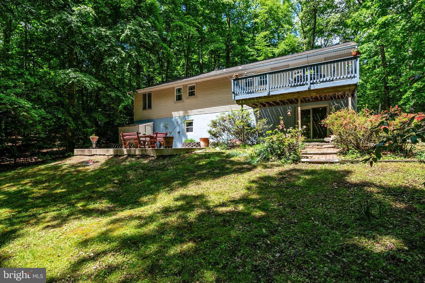 2194 Hallmark Ct Property Photo 32