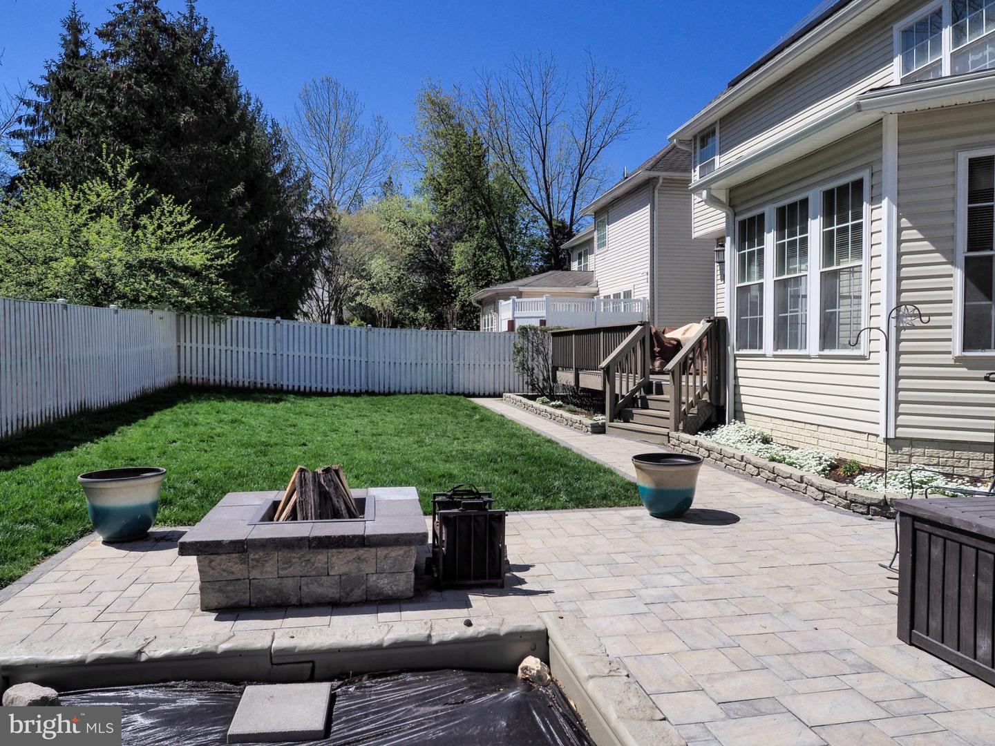 905 Gunnison Ct Property Photo 1