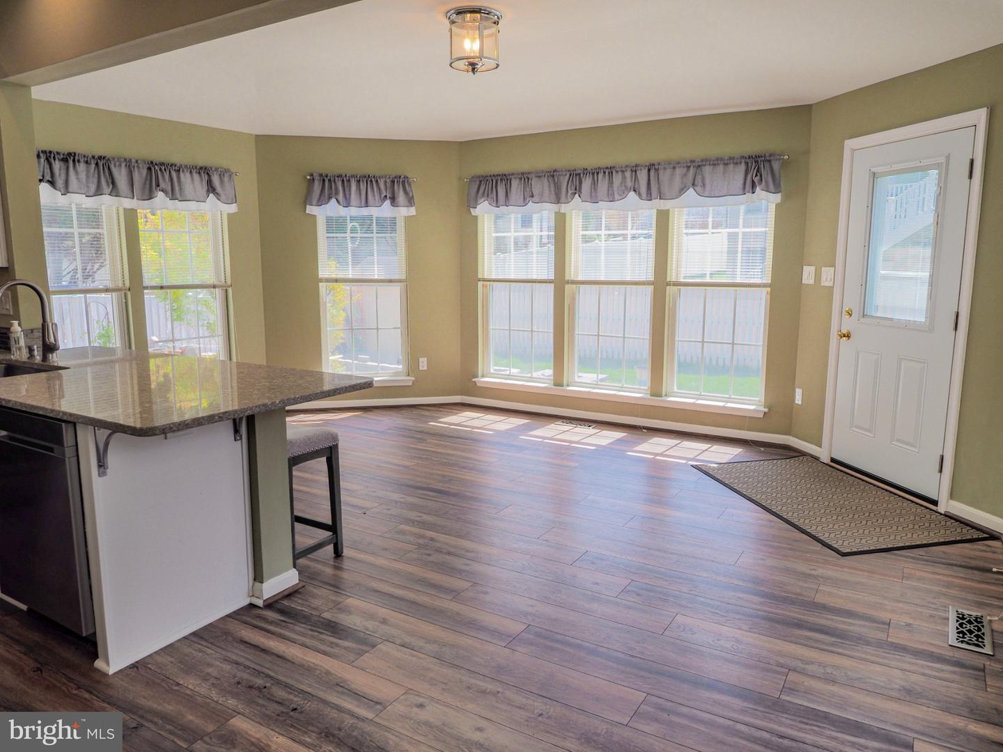 905 Gunnison Ct Property Photo 7