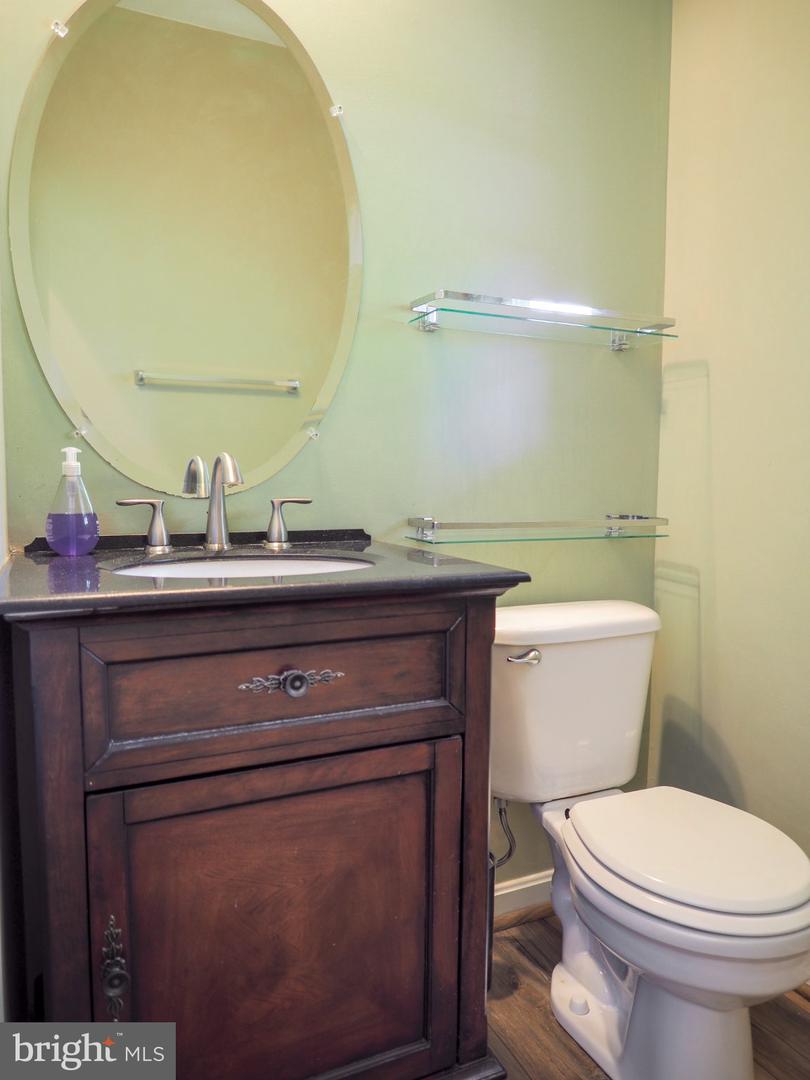 905 Gunnison Ct Property Photo 34